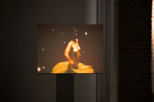 IL TEMPO ENTRA ED ESCE ED IO CON LUI artwork