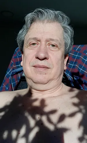 photo at 12