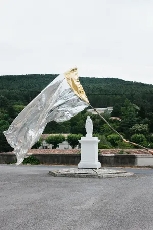 Reli(r)e Le Paysage [(Re)read the Landscape] artwork