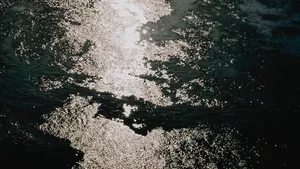 UNFOLDING FUTURES